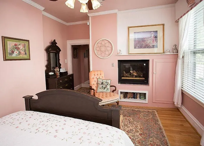 Haddonfield Inn